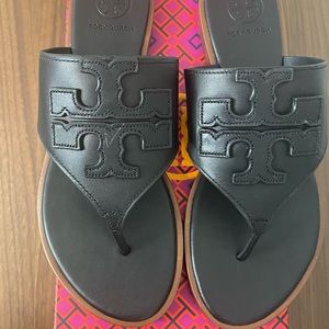 Tory Burch Black Thong Sandals Size 5.5